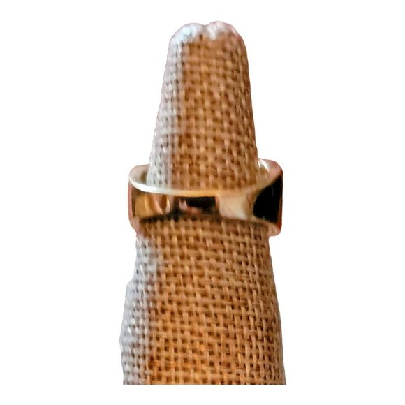 Women's 18K Gold Plt Zircon Ring Size 7.75 Wave Design Gift Everyday JY-30rg - Picture 4 of 4